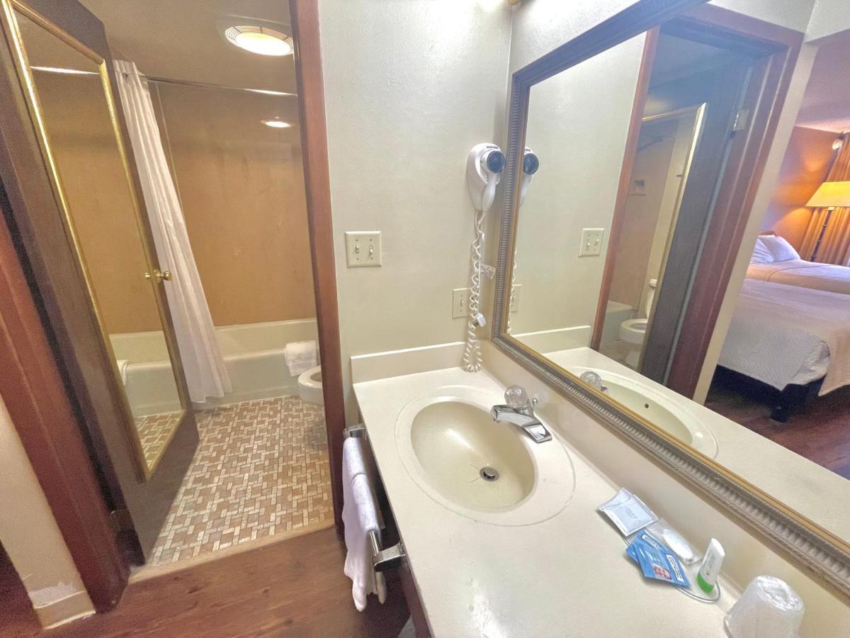 Eureka Springs Heritage Motel Bagian luar foto